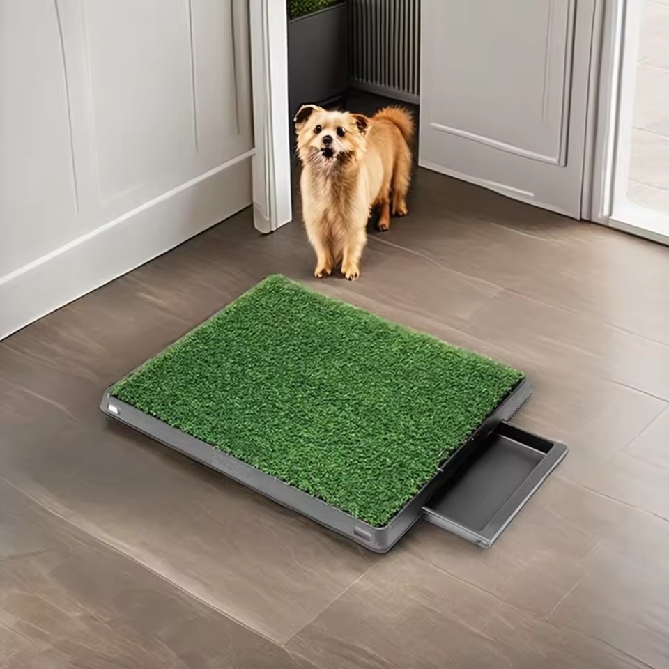 Portable Eco-Friendly Artificial Turf Carpet Plastic Dog Toilet Synthetic Grass Carpet for Indoor and Outdoor Use